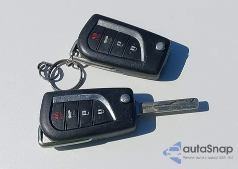 2020 Toyota Corolla Se from USA, damaged, VIN 5YFS4RCE0LP049427